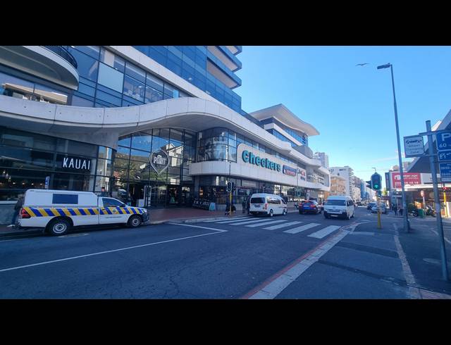 148M² OFFICE TO LET IN SEA POINT